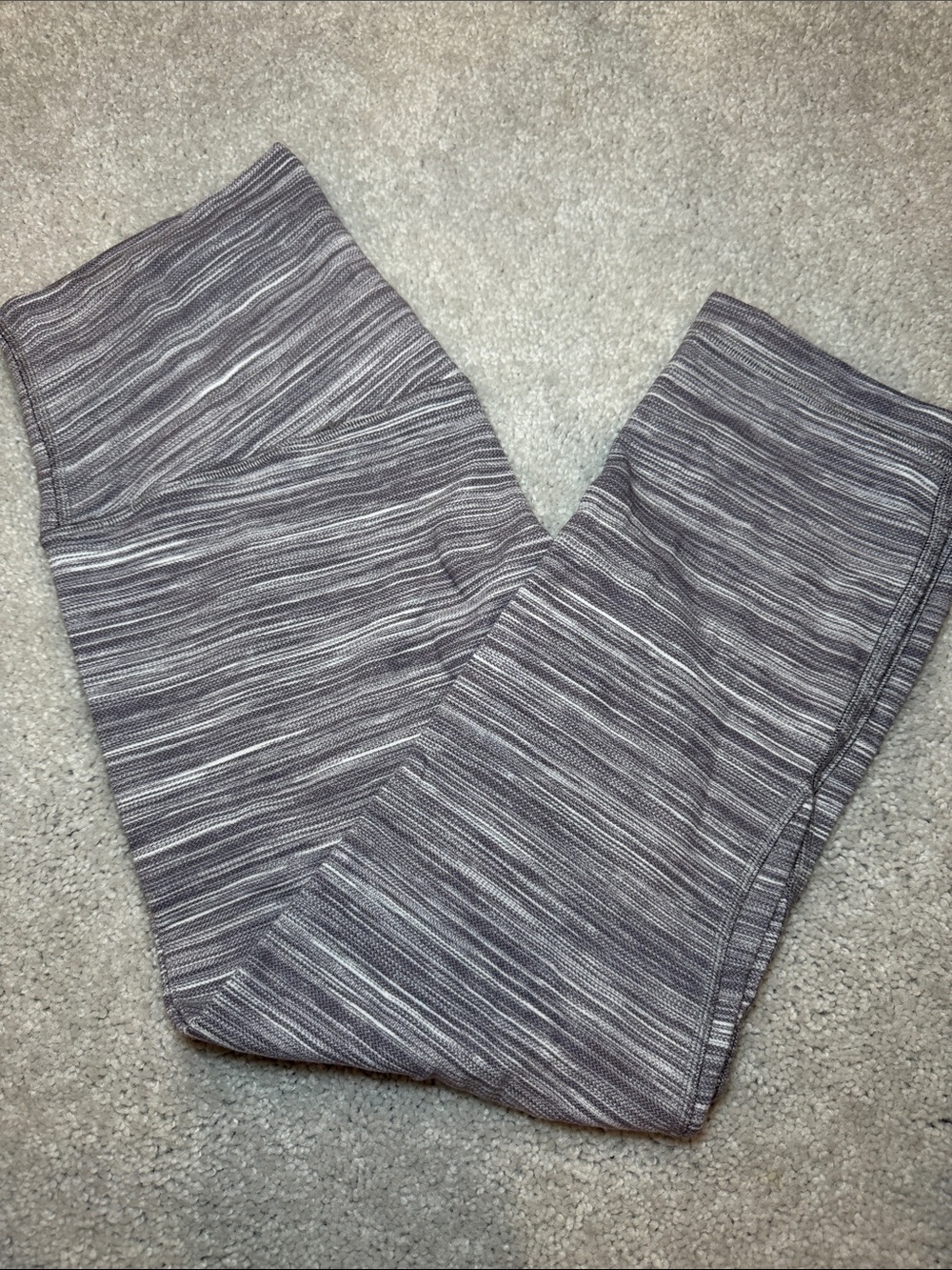 lululemon athletica align cropped 23 inch light purple Marled Leggings